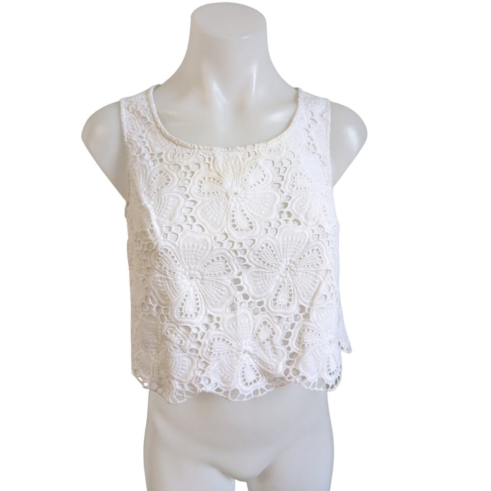 New Lilly Pulitzer Sz 0 Dotted Blossom Eyelet Sleeveless Top Resort White Cotton